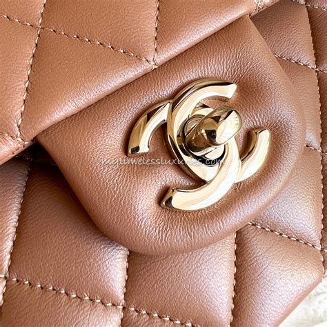 chanel 21p caramel price|The Chanel Caramel Classic Flap from 22S .